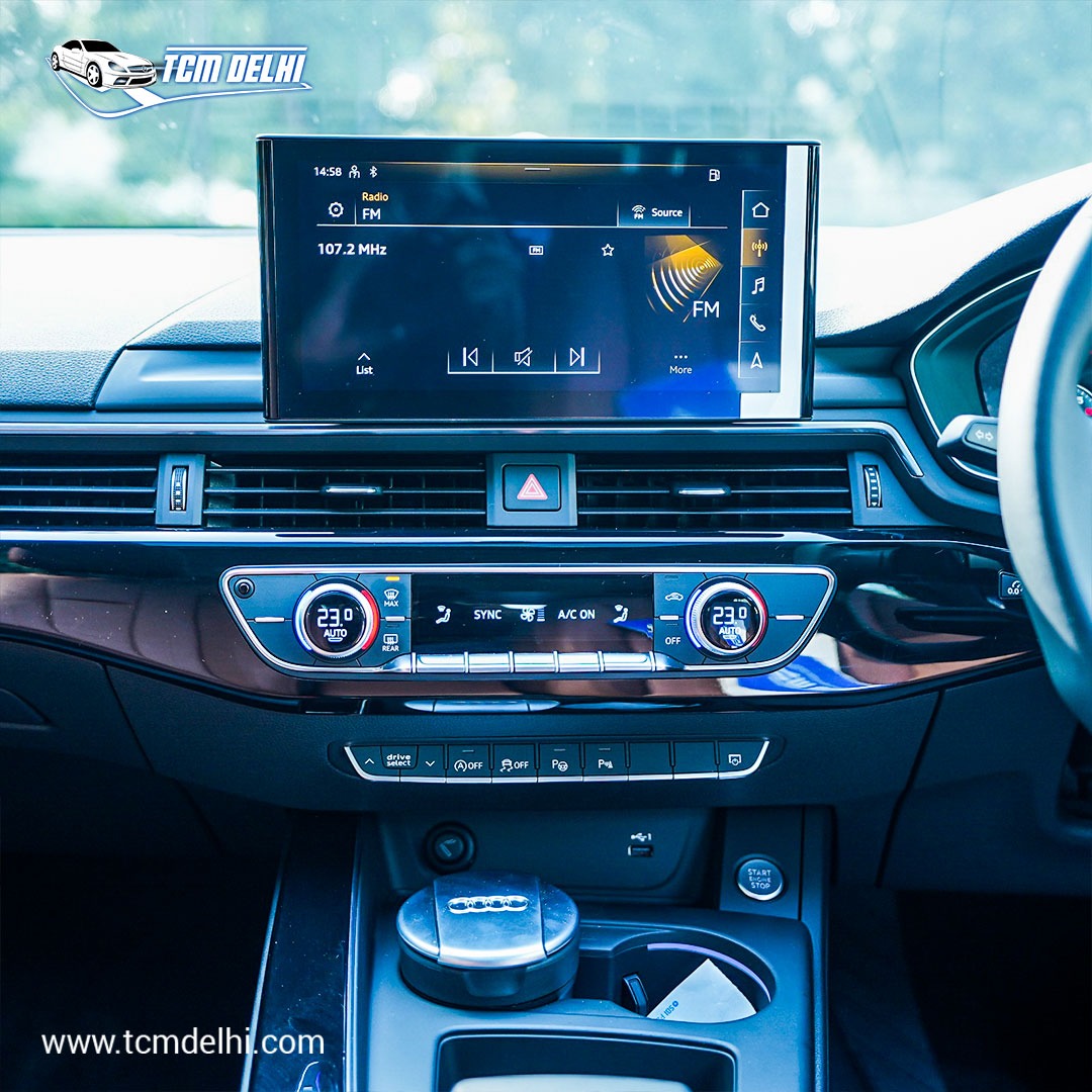 AUDI A4 45 TFSI TECHNOLOGY