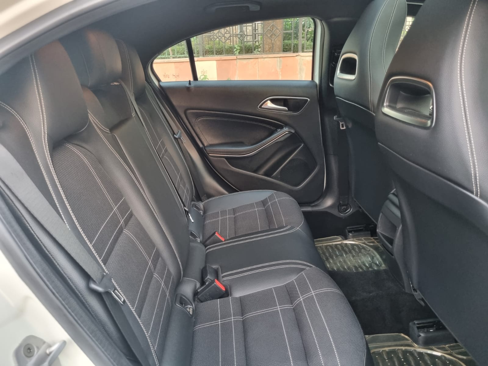 Mercedes Benz A180
