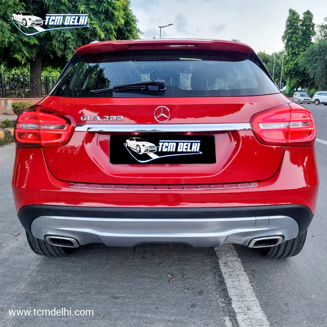 MERCEDES BENZ GLA200 SPORTS