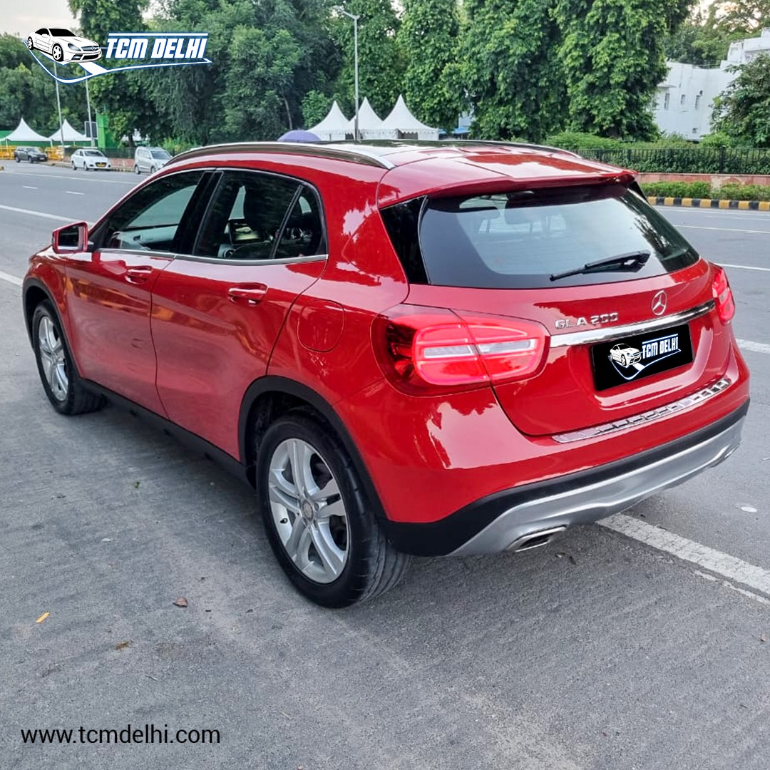 MERCEDES BENZ GLA200 SPORTS