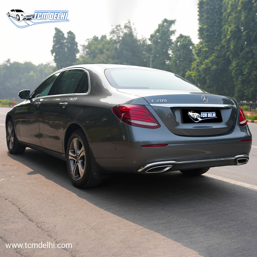MERCEDES BENZ E200
