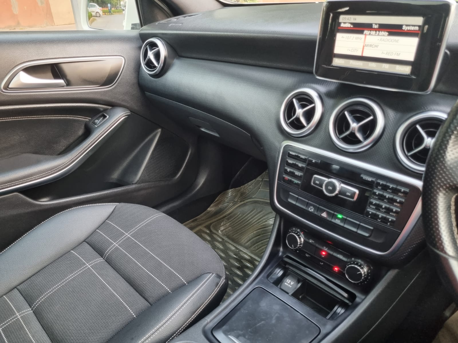 Mercedes Benz A180