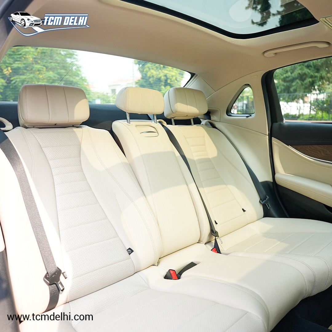 MERCEDES BENZ E200