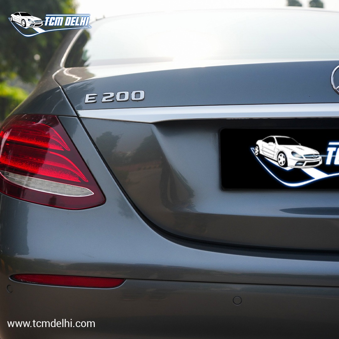 MERCEDES BENZ E200