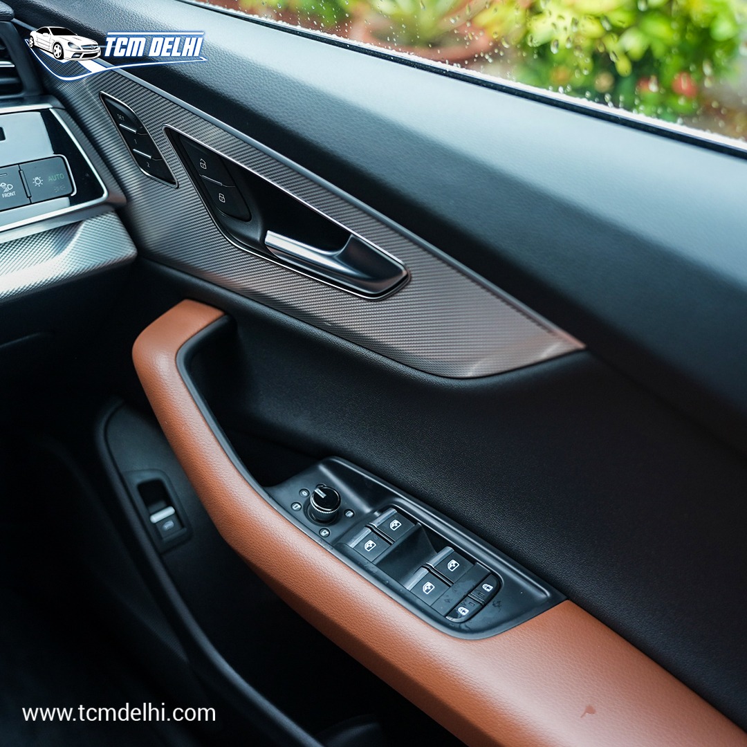 AUDI Q8 55 TFSI QUATTRO