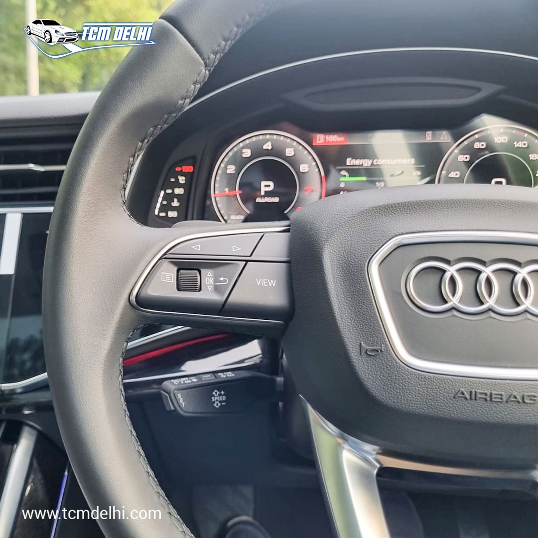 AUDI Q7 55TFSI TECNOLOGY