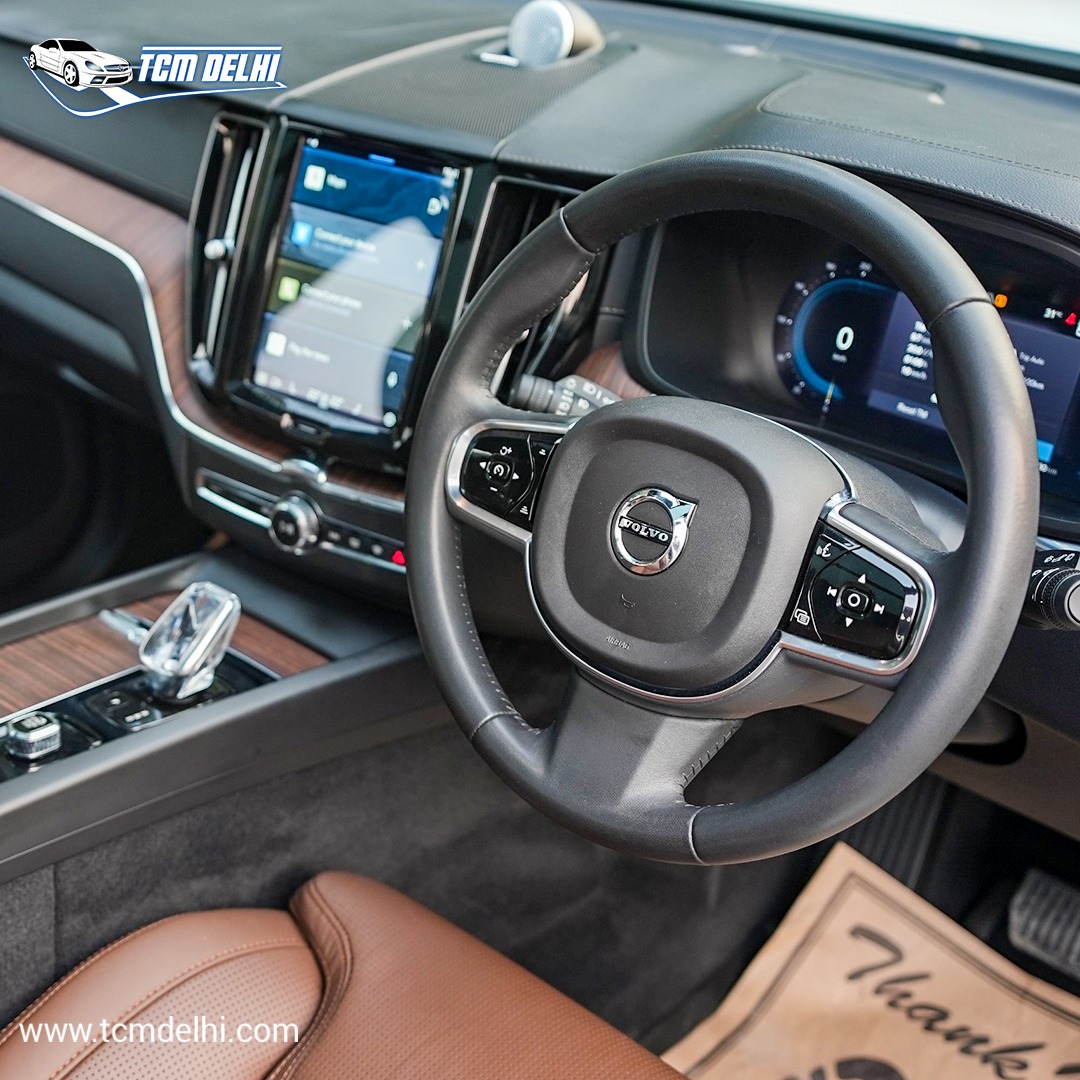 VOLVO XC60 B5 ULTIMATE