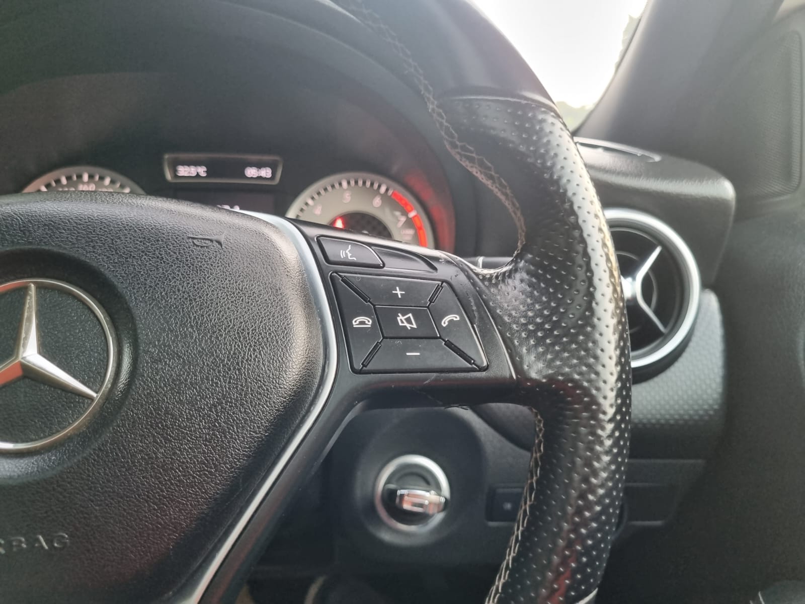 Mercedes Benz A180