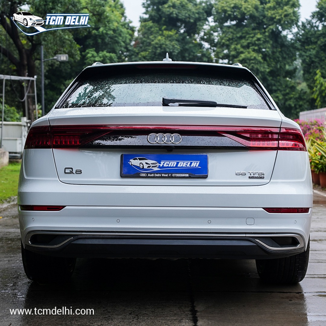 AUDI Q8 55 TFSI QUATTRO