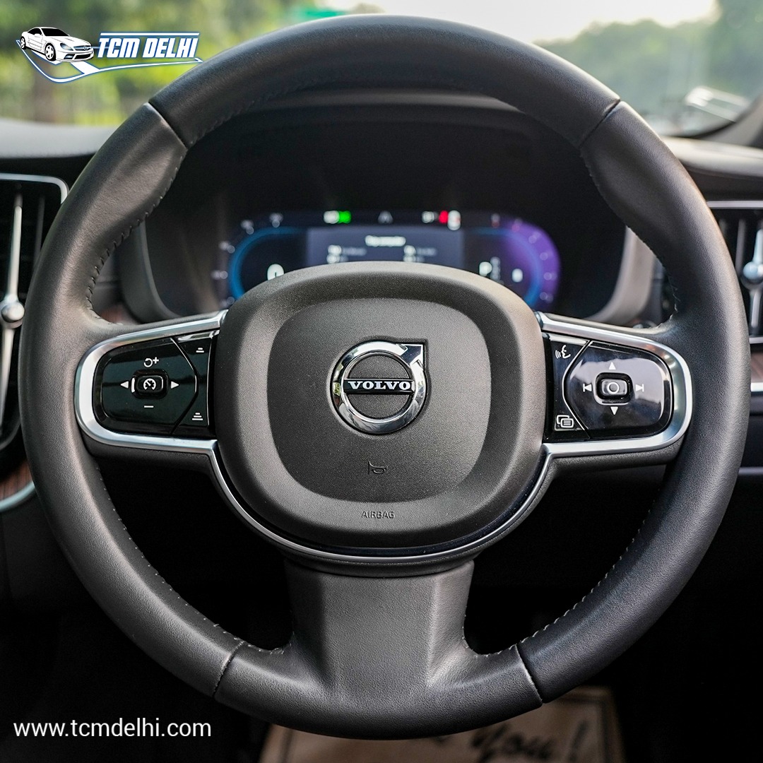 VOLVO XC60 B5 ULTIMATE