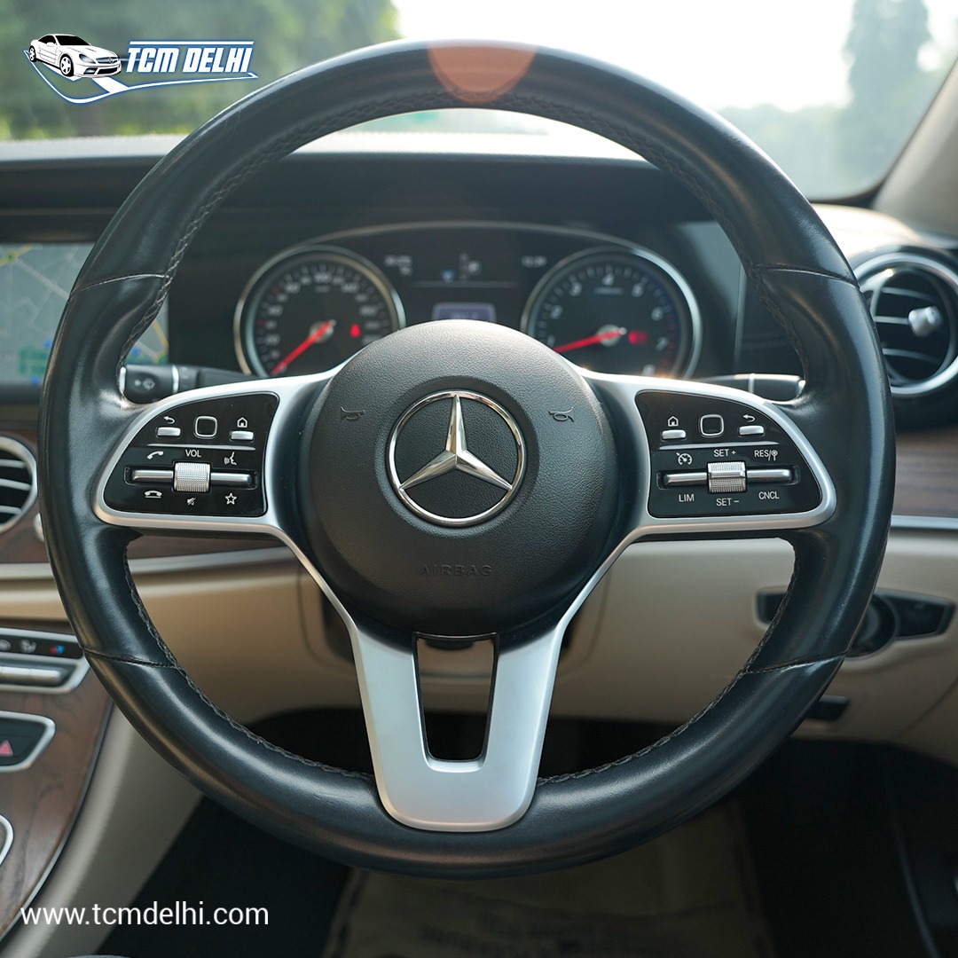 MERCEDES BENZ E200