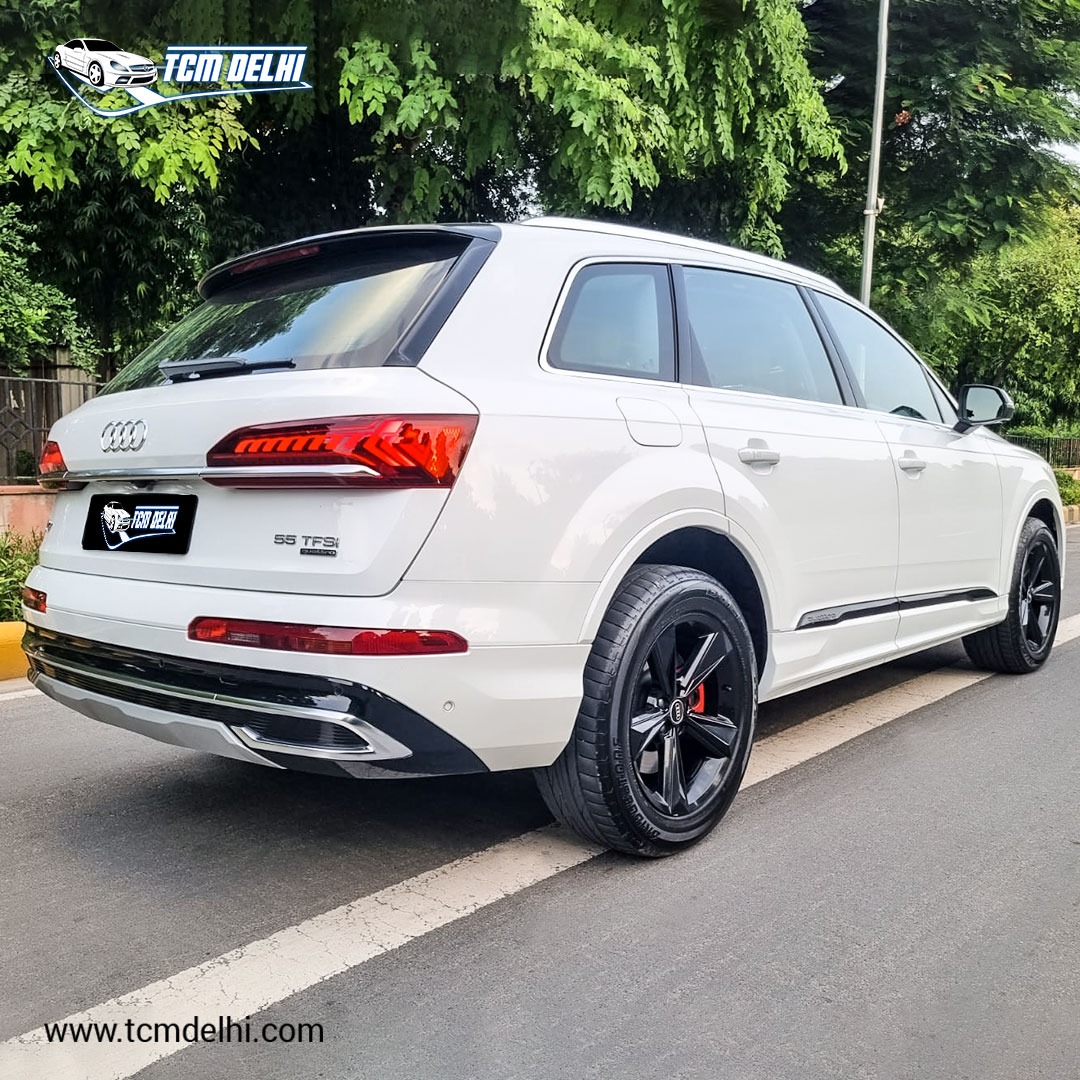 AUDI Q7 55TFSI TECNOLOGY