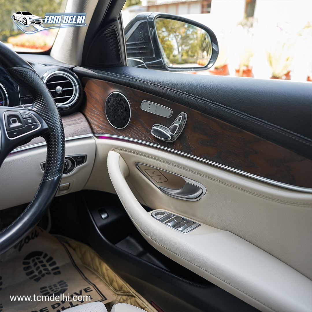MERCEDES BENZ E220D