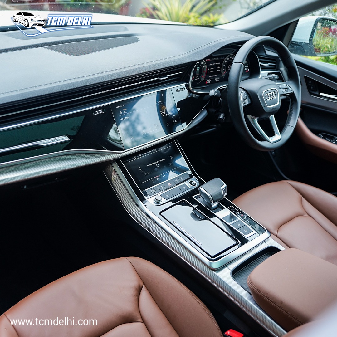 AUDI Q8 55 TFSI QUATTRO