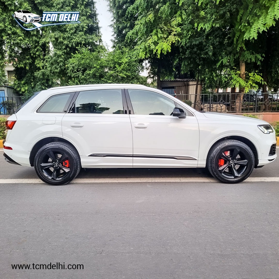 AUDI Q7 55TFSI TECNOLOGY
